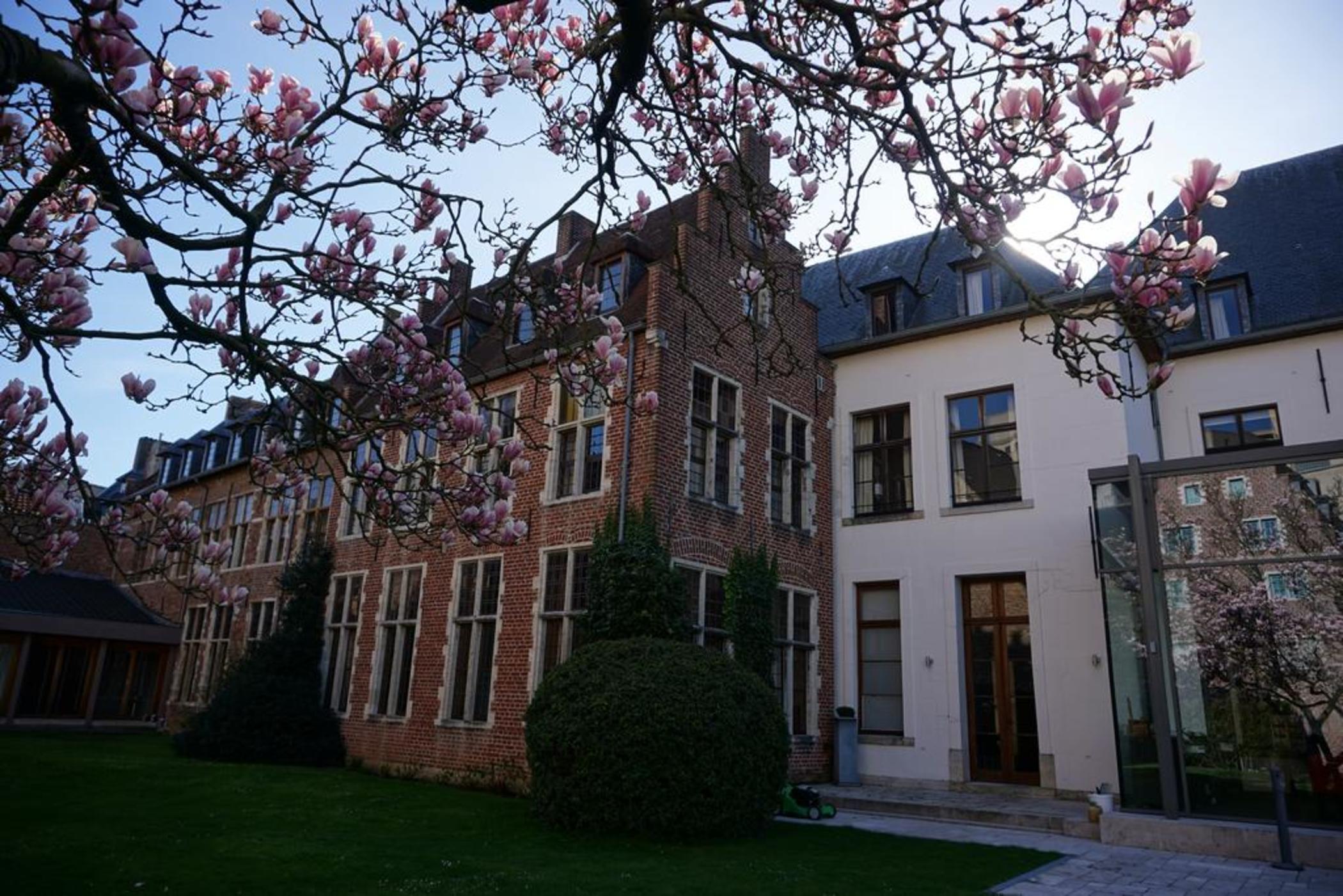 Martin'S Klooster Hotel Leuven Exterior photo